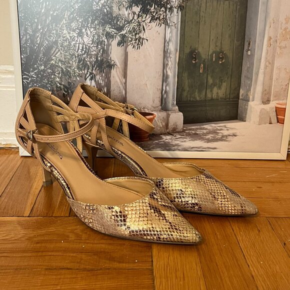 Snake Print Ankle Strap Pumps - Picture 4 of 12